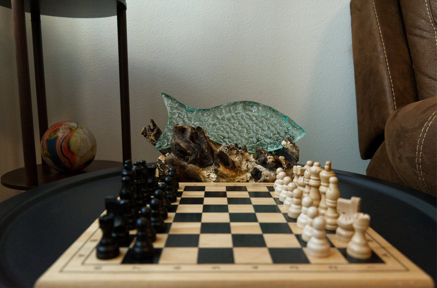 Decorative Glass Fish on Gamal Wood
