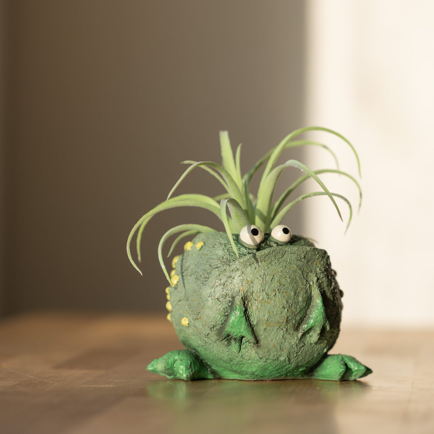 Freckles the Frog Blobhouse Planter